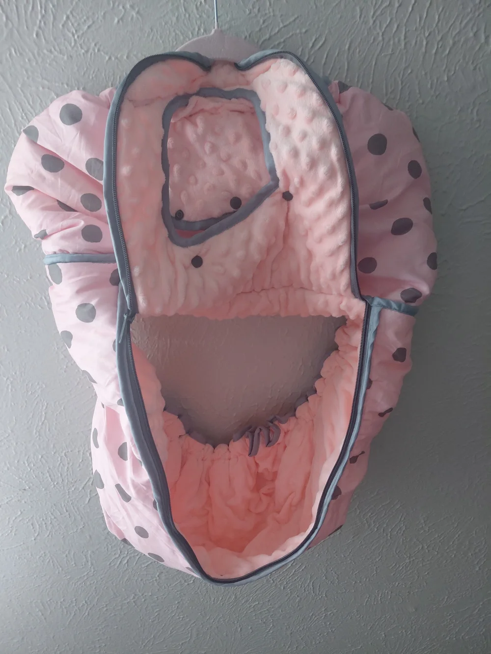 Pink Polka Dot Infant Carry Nest